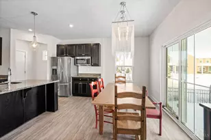 922 Trovillo Dr, South Lebanon, OH 45065 - Photo 9