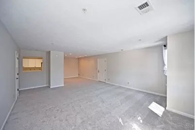 228 Edinburgh Lane, Springdale, OH 45246 - Photo 7