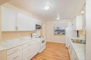 1545 McMakin Ave, Cincinnati, OH 45231 - Photo 11