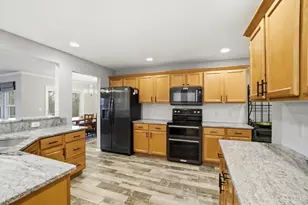 5632 Sarahs Oak Dr, Cincinnati, OH 45248 - Photo 7