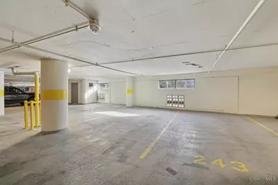 2200 Victory Parkway #2307, Cincinnati, OH 45206 - Photo 35