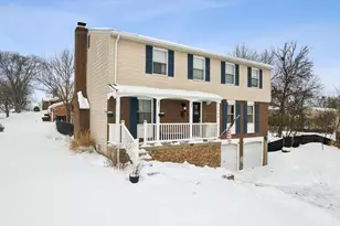 1566 Karahill Dr, Forest Park, OH 45240 - Photo 5