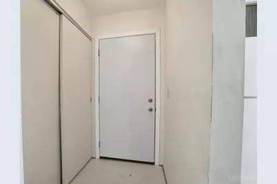 4326 Villa Drive #11, Blue Ash, OH 45242 - Photo 7