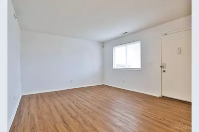 1556 Meredith Drive #1, Springfield Township, OH 45231 - Photo 7