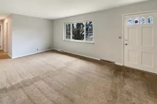 1068 Terrydel Ln, Pierce Township, OH 45245 - Photo 15