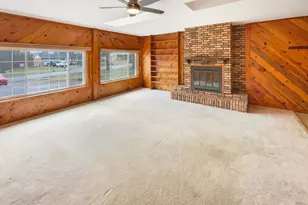 1068 Terrydel Ln, Pierce Township, OH 45245 - Photo 3