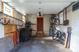 4262 Langland St, Cincinnati, OH 45223 - Photo 41