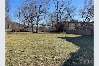 226 Worth Street, Cincinnati, OH 45226 - Photo 1