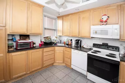 2426 Fairview Avenue #2, Cincinnati, OH 45219 - Photo 5
