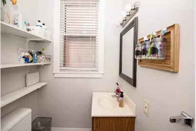 2426 Fairview Avenue #2, Cincinnati, OH 45219 - Photo 11