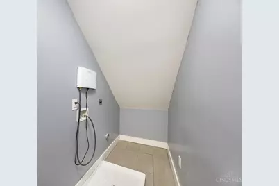 1980 Stevens Avenue, Cincinnati, OH 45231 - Photo 39