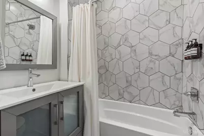 2528 Hemlock Street, Cincinnati, OH 45206 - Photo 33