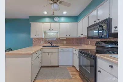 11 Rolling Hills Court, Wyoming, OH 45215 - Photo 17