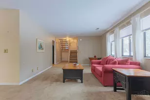 11 Rolling Hls Ct, Wyoming, OH 45215 - Photo 11