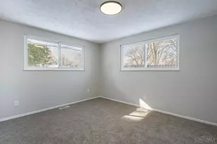 5260 Beechview Dr, Huber Heights, OH 45424 - Photo 15