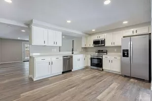 5260 Beechview Dr, Huber Heights, OH 45424 - Photo 9