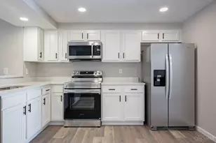 5260 Beechview Dr, Huber Heights, OH 45424 - Photo 11