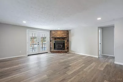 5260 Beechview Drive, Huber Heights, OH 45424 - Photo 7