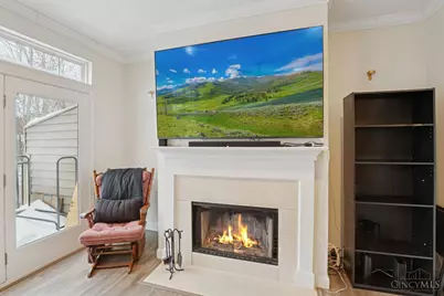 6051 Bridgehaven Drive #4, Miami Township, OH 45150 - Photo 9