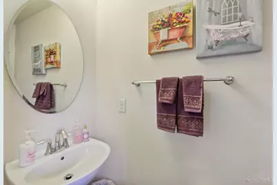 7970 Valley Crossing Drive, Colerain Township, OH 45247 - Photo 21