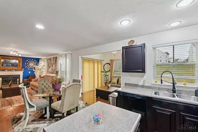 7970 Valley Crossing Drive, Colerain Township, OH 45247 - Photo 9