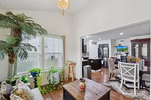 7970 Valley Crossing Dr, Colerain Township, OH 45247 - Photo 15