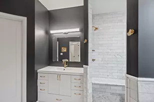 221 Kemp Alley, Cincinnati, OH 45202 - Photo 27