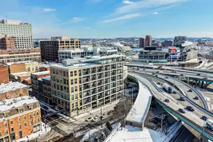 353 W 4th St, Cincinnati, OH 45202 - Photo 29