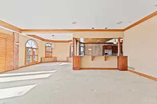 380 Baum St, Cincinnati, OH 45202 - Photo 9