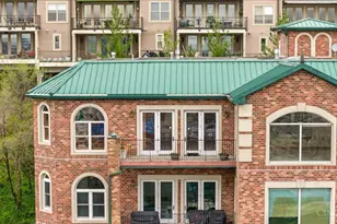 380 Baum St, Cincinnati, OH 45202 - Photo 3