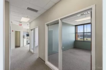 10641 Techwoods Circle, Blue Ash, OH 45242 - Photo 37