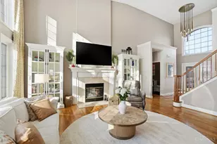 7276 Wetherington Dr, West Chester, OH 45069 - Photo 9