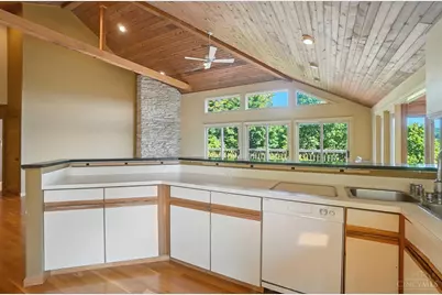 2088 Raeburn Drive, Cincinnati, OH 45223 - Photo 13