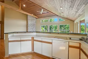 2088 Raeburn Dr, Cincinnati, OH 45223 - Photo 13