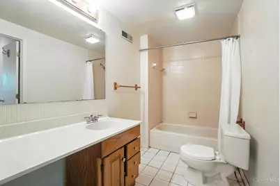 2088 Raeburn Drive, Cincinnati, OH 45223 - Photo 45