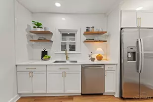 1942 Hewitt Ave, Cincinnati, OH 45207 - Photo 13