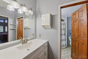 3899 Ridgedale Dr, Cincinnati, OH 45247 - Photo 23