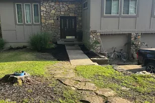 3899 Ridgedale Dr, Cincinnati, OH 45247 - Photo 3