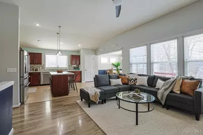 1919 Washburn Street, Cincinnati, OH 45223 - Photo 5