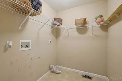 1919 Washburn Street, Cincinnati, OH 45223 - Photo 35