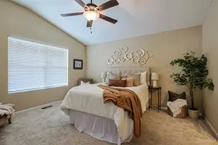 1919 Washburn St, Cincinnati, OH 45223 - Photo 7