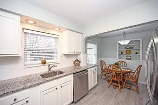 8021 Beech Ave, Deer Park, OH 45236 - Photo 11