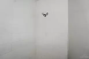 17 Chalmers Ct, Green Hills, OH 45218 - Photo 27