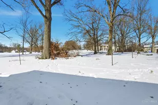 17 Chalmers Ct, Green Hills, OH 45218 - Photo 39