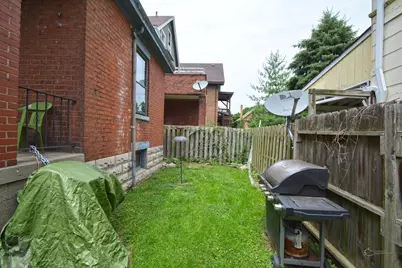 2426 Fairview Avenue #1, Cincinnati, OH 45219 - Photo 13