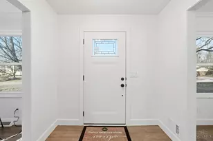 7197 Braemer Ln, West Chester, OH 45069 - Photo 7