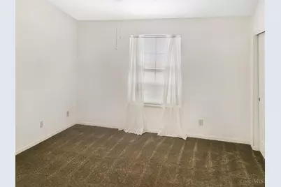 6610 Washington Circle, Franklin, OH 45005 - Photo 7