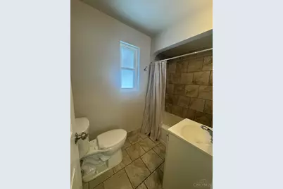 7849 Seward Avenue, Cincinnati, OH 45231 - Photo 9