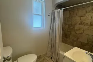 7849 Seward Ave, Cincinnati, OH 45231 - Photo 9