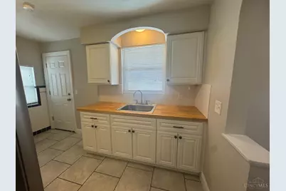 7849 Seward Avenue, Cincinnati, OH 45231 - Photo 5